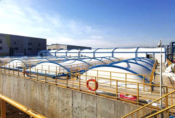 What are the characteristics of the membrane structure of sewage tanks in Kunming, Yunnan?